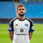 Gegen den 1. FC Magdeburg fehlte Lukasz Poręba im Aufgebot des HSV. Doch trotz seiner sportlich untergeordneten Rolle wollen die Hanseaten auch weiterhin am Polen festhalten.