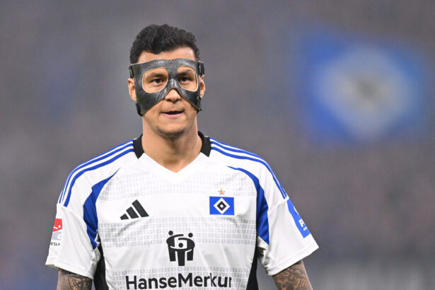 Torjäger Davie Selke zählt zu den größten Aufstiegshoffnungen des HSV. Insbesondere mit Maske trifft der Angreifer wie am Fließband. Doch wie lange der 30-Jährige an seinem neuen Markenzeichen festhalten wird, ist offen.