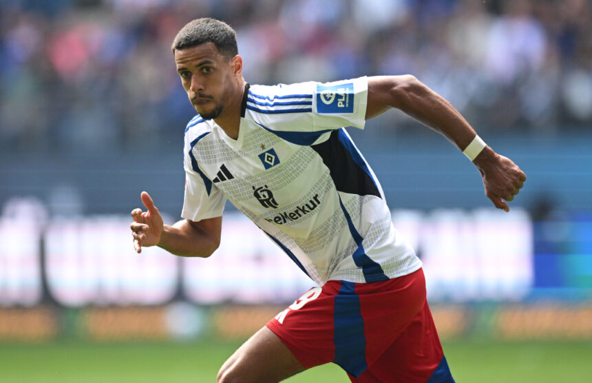 Robert Glatzel ist wieder wieder da! Nach seinem Comeback soll er in einem Testspiel weitere Spielpraxis sammeln, bevor der neue Konkurrenzkampf im HSV-Sturm so richtig entfesselt werden kann.