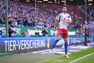 Daniel Elfadli hat seinen Vertrag beim HSV verlängert.