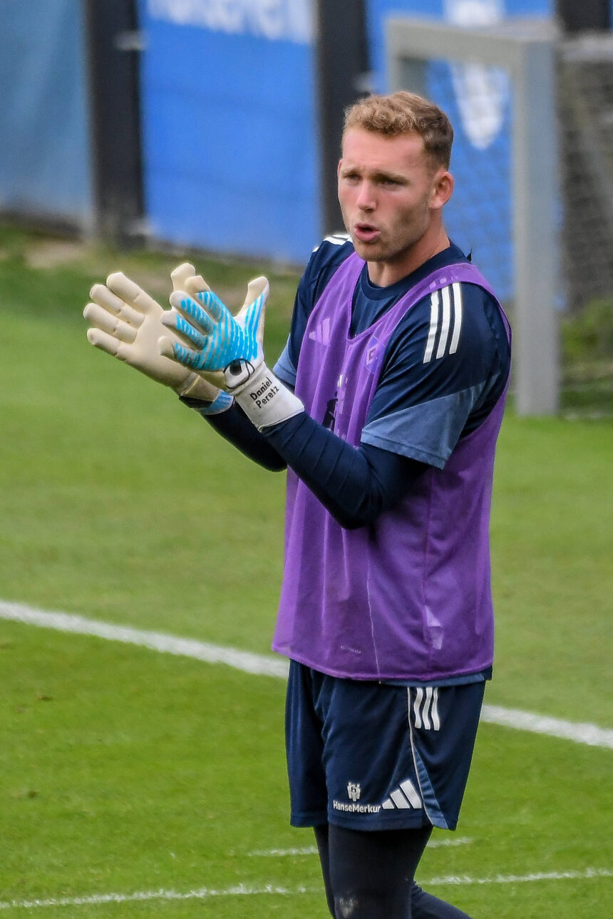 Daniel Peretz