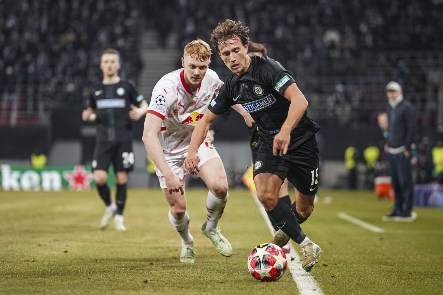 Der HSV beschäftigt sich mit William Bøving.