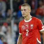 HSV-Profi Miro Muheim im Einsatz für die Schweiz.
