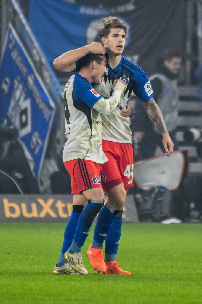 Luka Vuskovic, Nicolas Capaldo