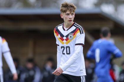 Mads Bröcker