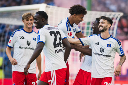 HSV-Stars bejubeln Tor