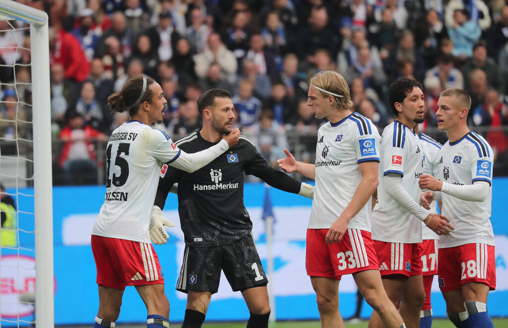 Yussuf Poulsen, Daniel Heuer Fernandes und Sebastiaan Bornauw