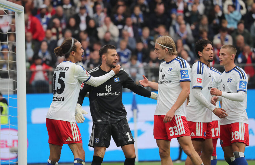 Yussuf Poulsen, Daniel Heuer Fernandes und Sebastiaan Bornauw